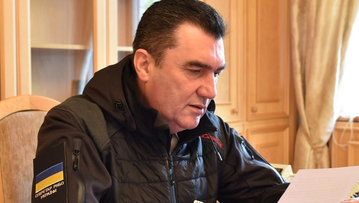 Україна й надалі сплачуватиме пенсії жителям окупованих територій, – Данілов - 24 Канал Україна й надалі сплачуватиме пенсії жителям окупованих територій, – Данілов - 24 Канал