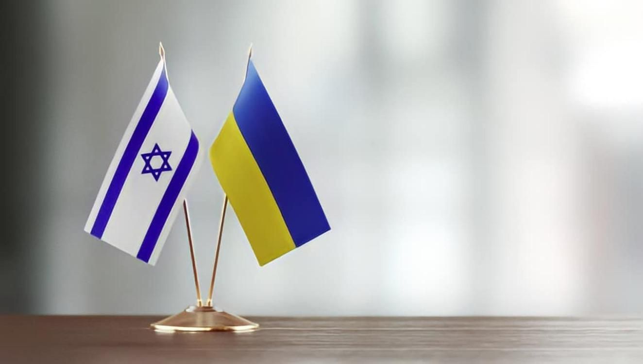 Готовы ко всему: консульство Израиля эвакуируют во Львов