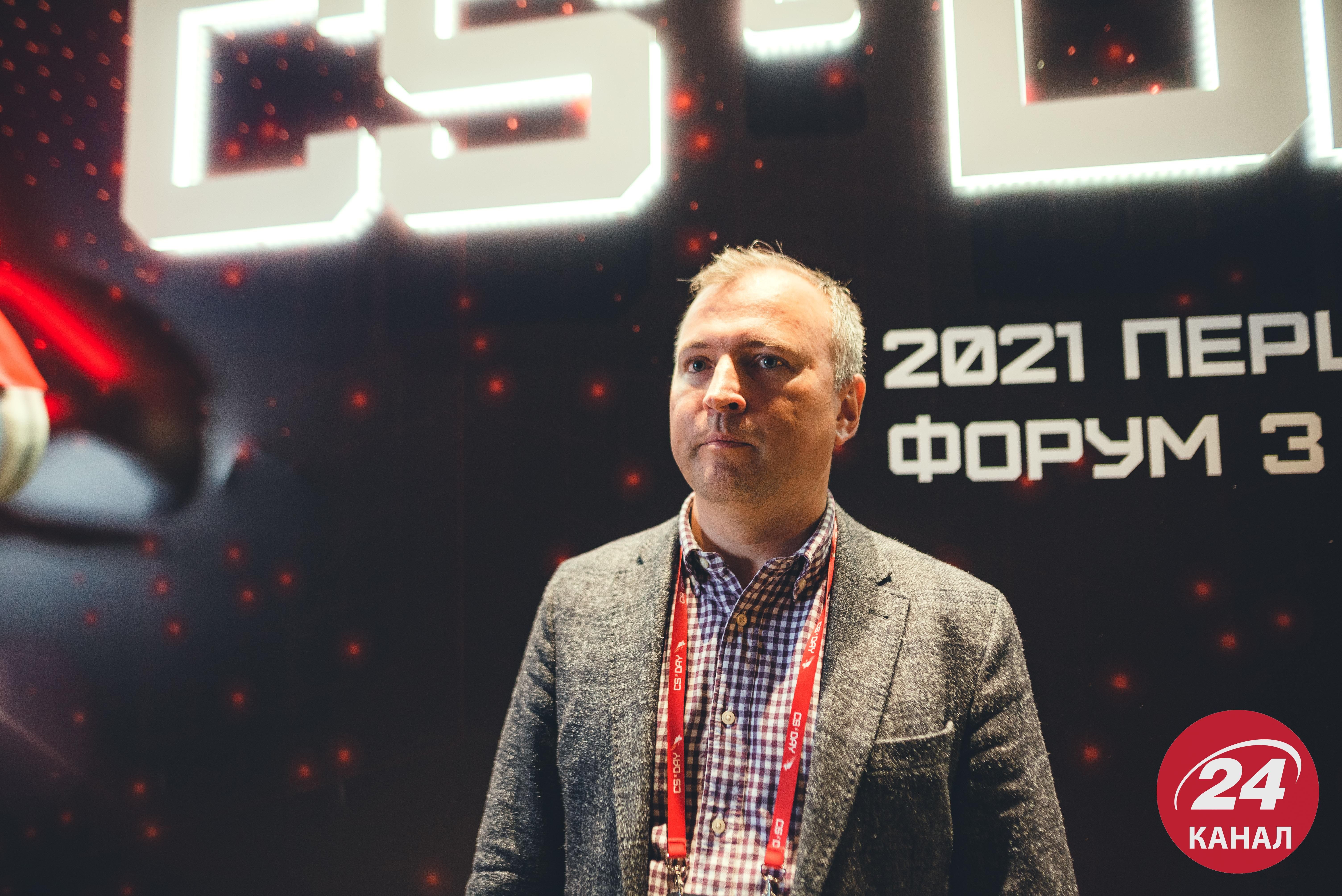 У Держспецзв'язку розказали, чи безпечно українцям спілкувати з близькими з Росії - 24 Канал У Держспецзв'язку розказали, чи безпечно українцям спілкувати з близькими з Росії - 24 Канал