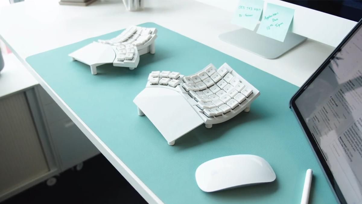 На Kickstarter собирают деньги для необычной Bluetooth-клавиатуры из двух отдельных частей На Kickstarter собирают деньги для необычной Bluetooth-клавиатуры из двух отдельных частей