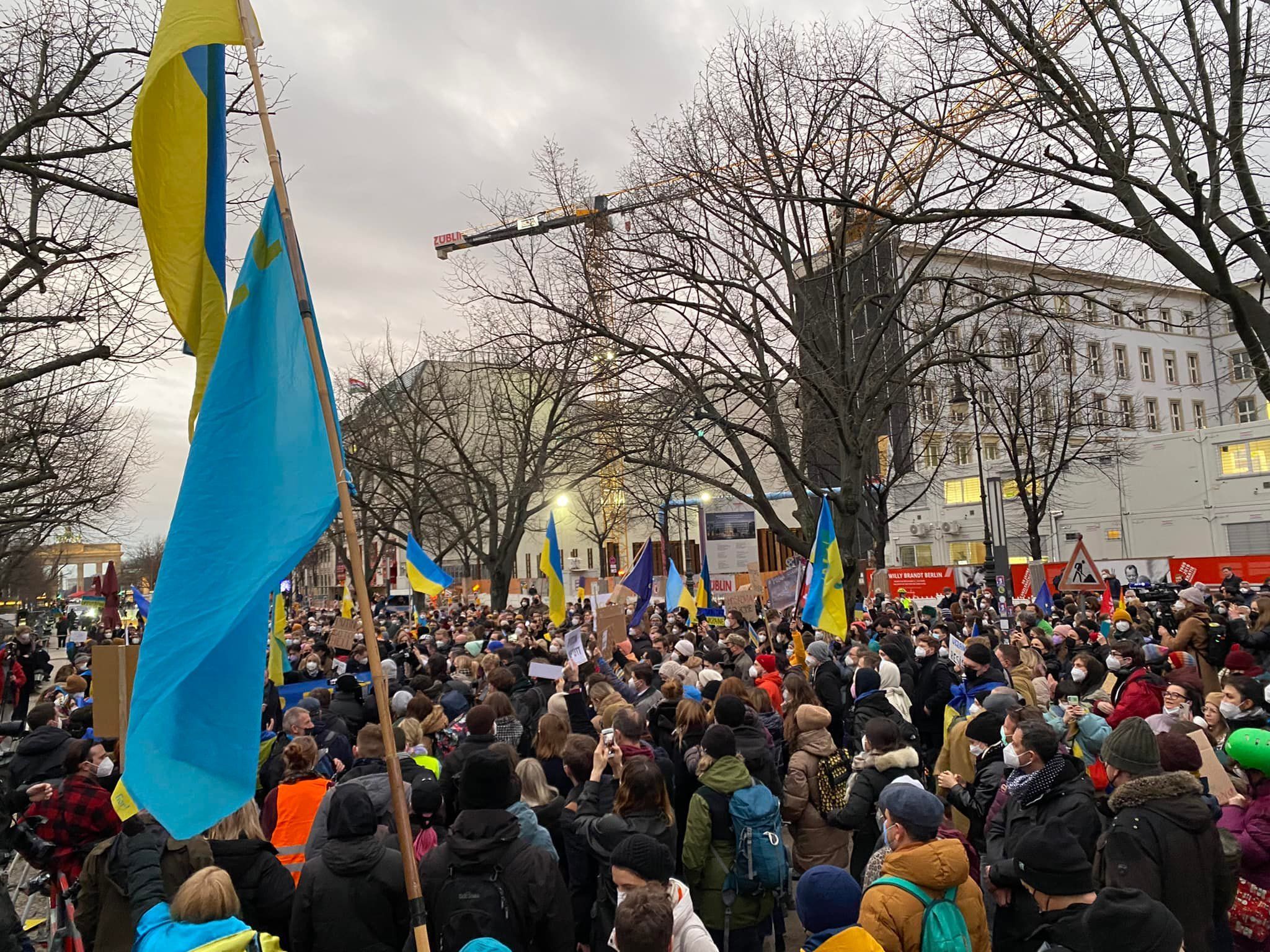 У столицях Франції та Німеччини відбулися акції на підтримку України - 24 Канал