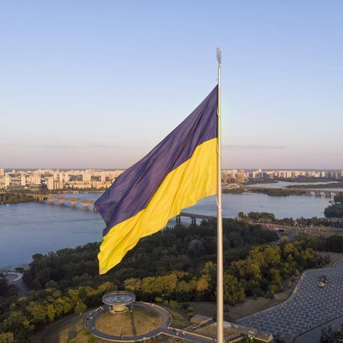  МИД советует украинцам немедленно покинуть территорию России