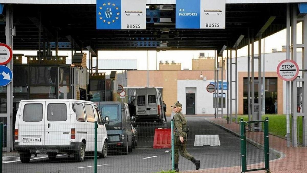 Шлях через Польщу: як Мінінфраструктури вирішує проблему з доступом перевізників до країн ЄС - 24 Канал Шлях через Польщу: як Мінінфраструктури вирішує проблему з доступом перевізників до країн ЄС - 24 Канал