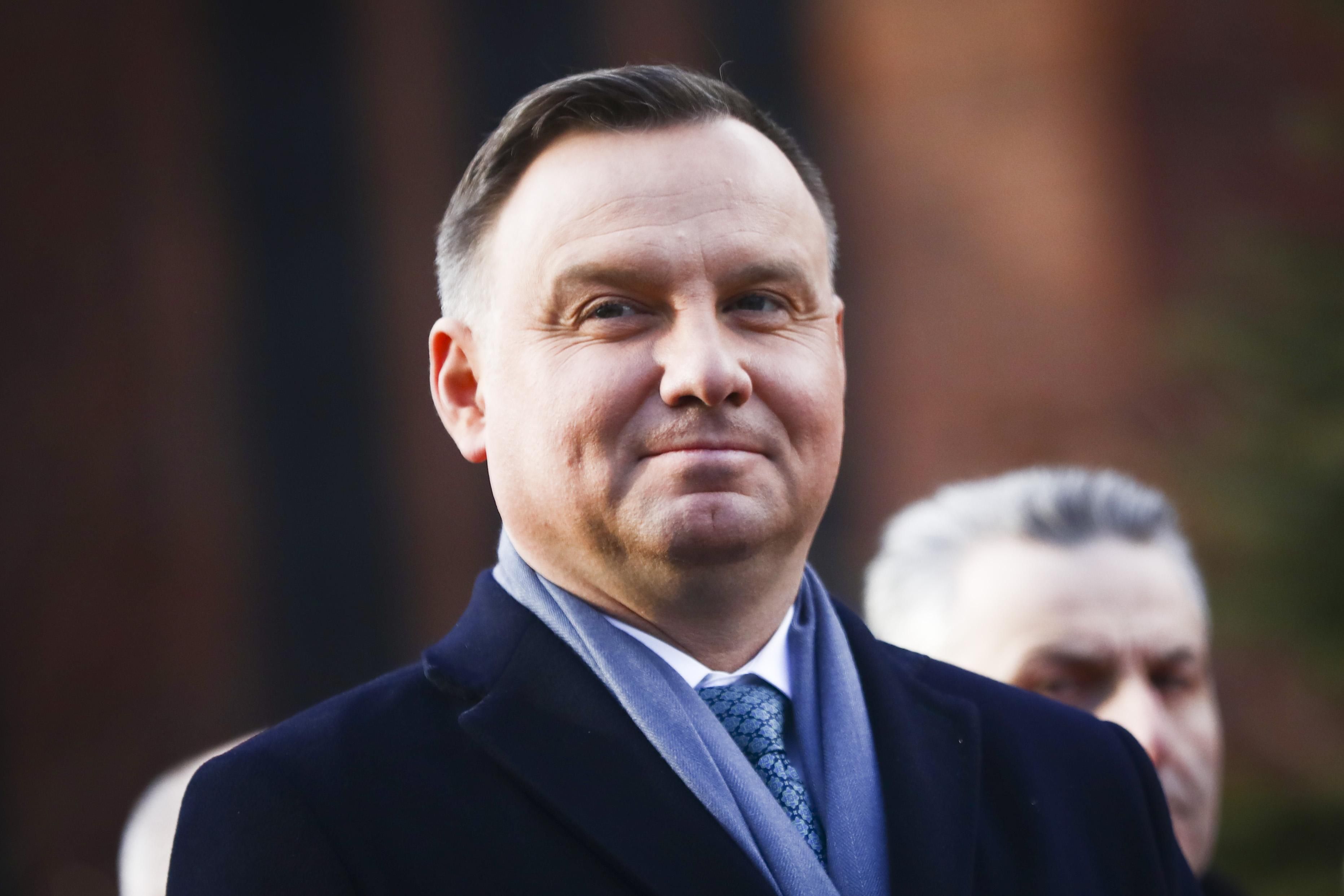 Санкції ЄС можуть унеможливити подорожі росіян до Польщі та ЄС, – Дуда - 24 Канал Санкції ЄС можуть унеможливити подорожі росіян до Польщі та ЄС, – Дуда - 24 Канал