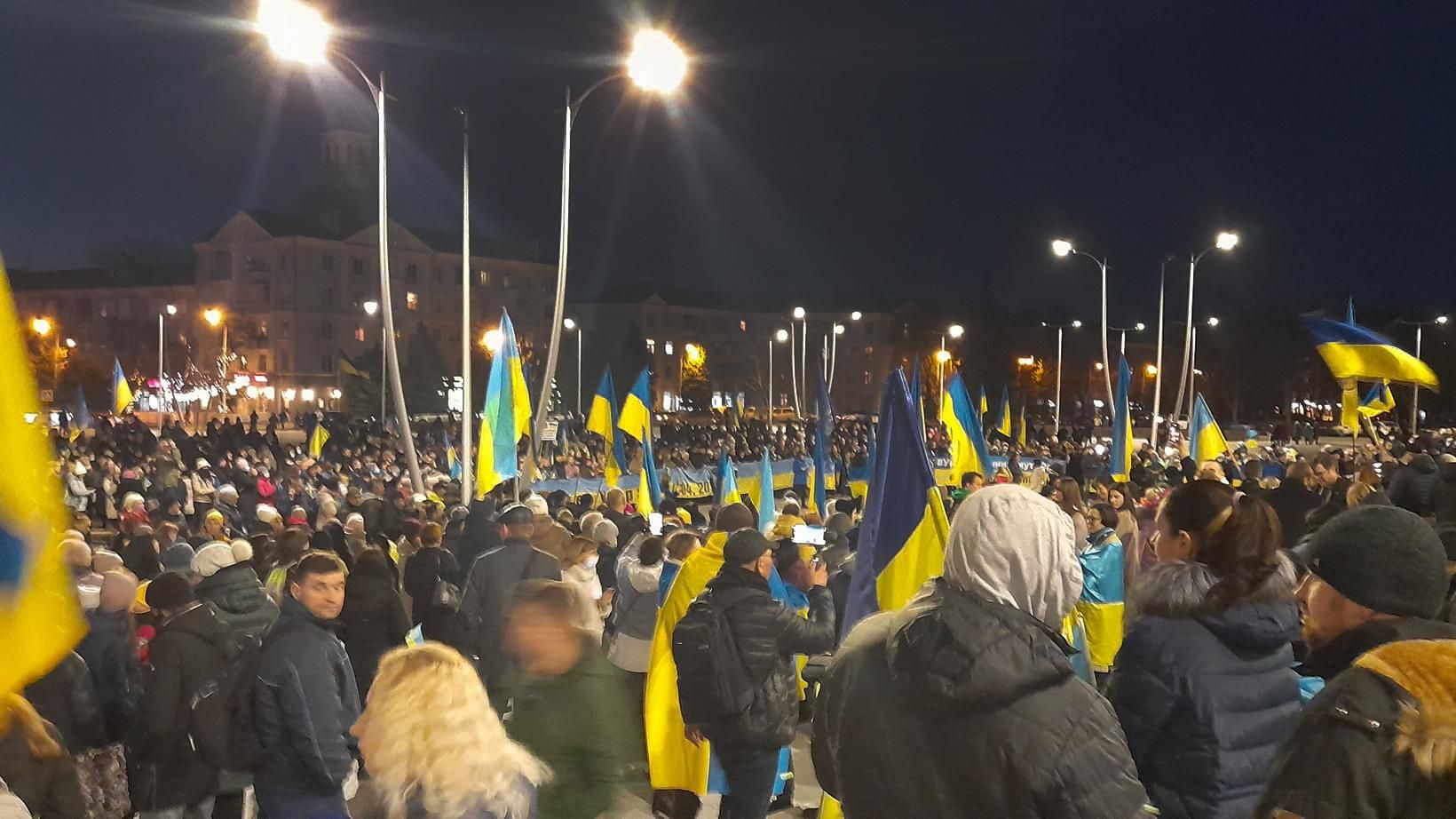 Громкое послание оккупантам: в Краматорске состоялся масштабный митинг – видео и фото