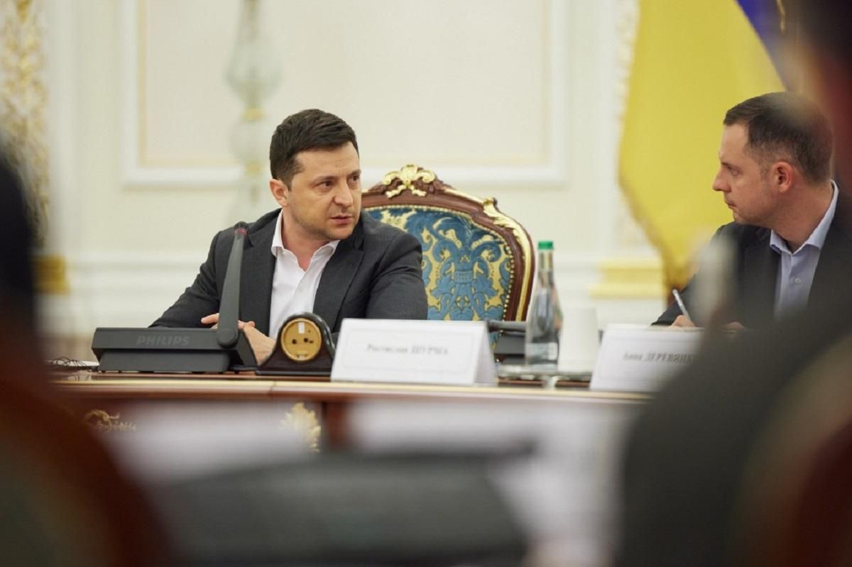 Президент Зеленский провел встречу с бизнесменами Президент Зеленский провел встречу с бизнесменами