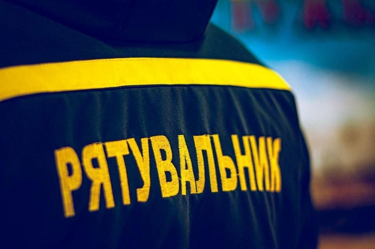 У Ніжині внаслідок обстрілу поранені 3 рятувальників - 24 Канал