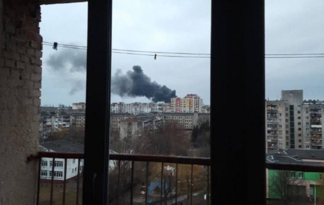 У кількох містах України горять аеропорти: моторошні відео - 24 Канал У кількох містах України горять аеропорти: моторошні відео - 24 Канал