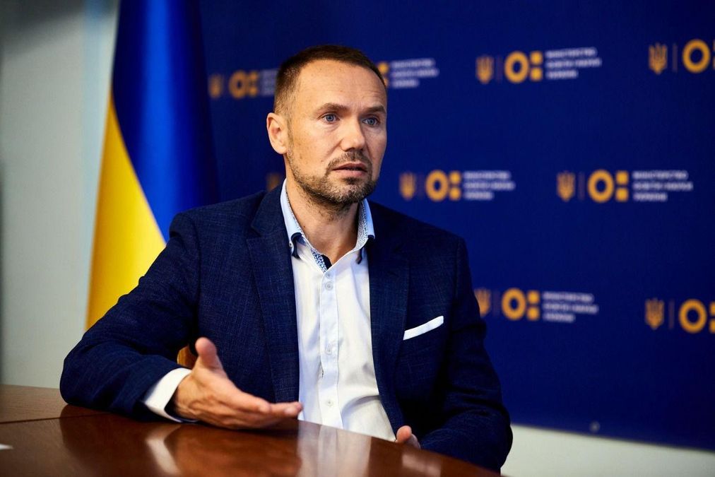 Всі школи в Україні переводять на дистанційний режим - 24 Канал Всі школи в Україні переводять на дистанційний режим - 24 Канал