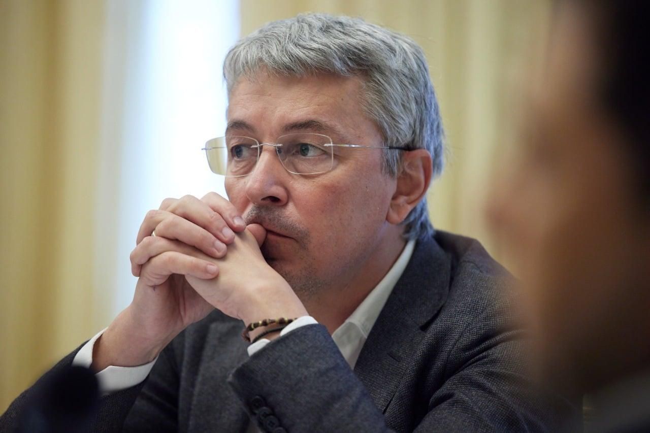 Армия дает отпор врагу, наша задача – сохранять спокойствие, – министр информационной политики Армия дает отпор врагу, наша задача – сохранять спокойствие, – министр информационной политики