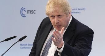 Прем'єр Великої Британії Борис Джонсон скликав екстрений саміт НАТО