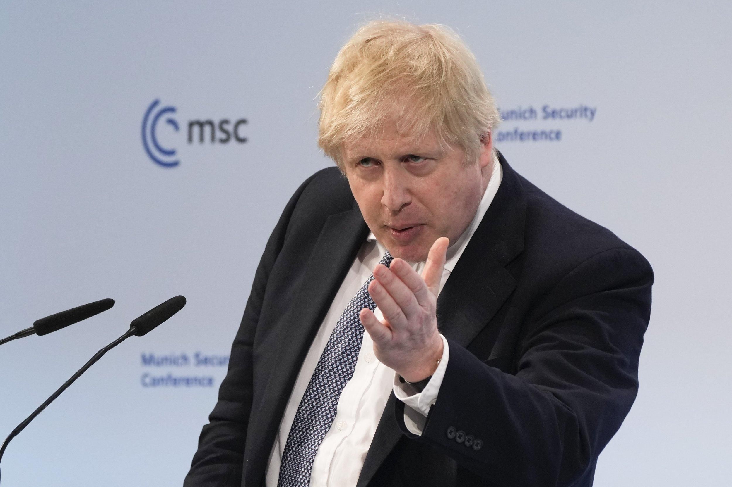 Премьер Великобритании Борис Джонсон созвал экстренный саммит НАТО