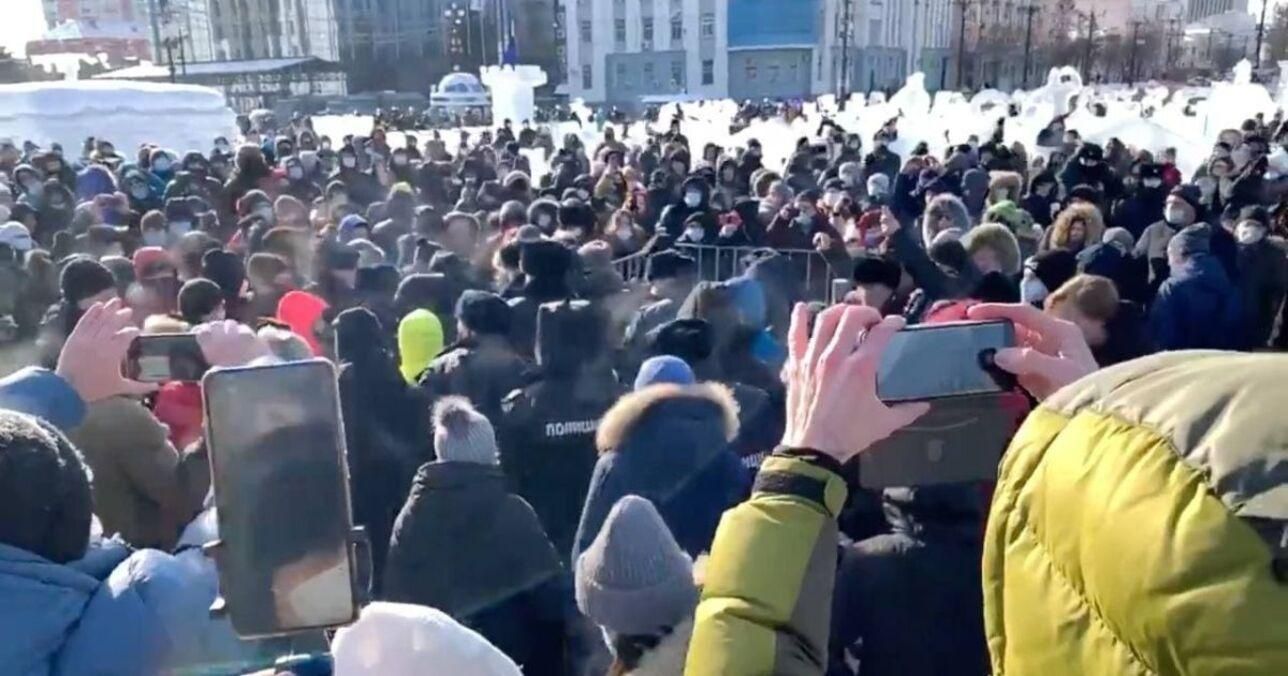 Россия угрожает тем, кто планирует идти на антивоенные митинги - 24 Канал Россия угрожает тем, кто планирует идти на антивоенные митинги - 24 Канал