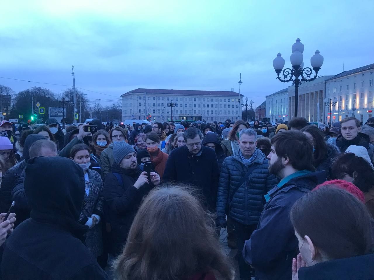 В Росії розпочали затримувати учасників акції проти війни з Україною - 24 Канал