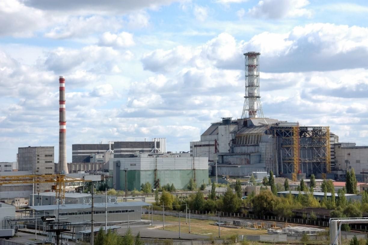 Росіяни захопили Чорнобильську АЕС, є заручники: що відомо
