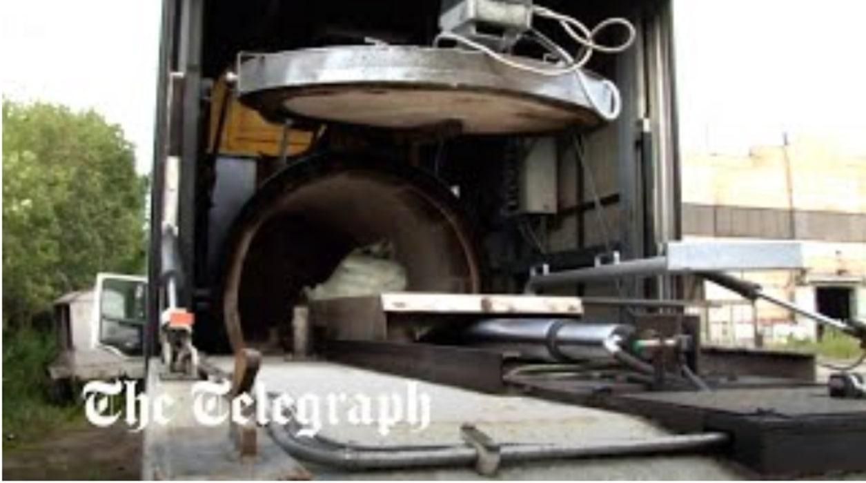 Росія розгортає мобільні крематорії, щоб спалювати тіла своїх бойовиків - 24 Канал Росія розгортає мобільні крематорії, щоб спалювати тіла своїх бойовиків - 24 Канал