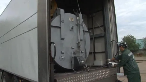 Росія розгортає мобільні крематорії Росія розгортає мобільні крематорії