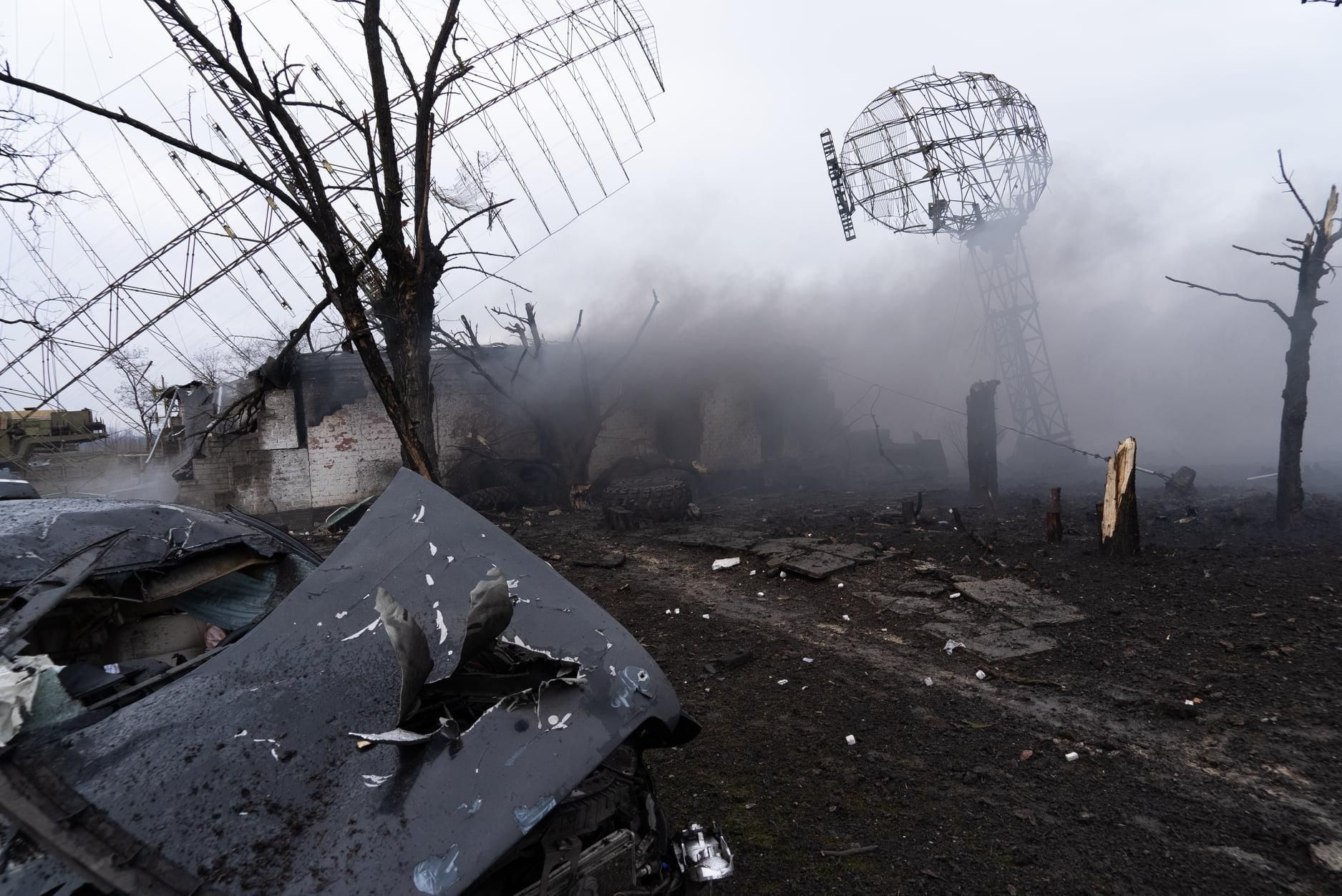 Перший день війни: як виглядає Маріуполь після обстрілів, шокуючі фото - 24 Канал Перший день війни: як виглядає Маріуполь після обстрілів, шокуючі фото - 24 Канал