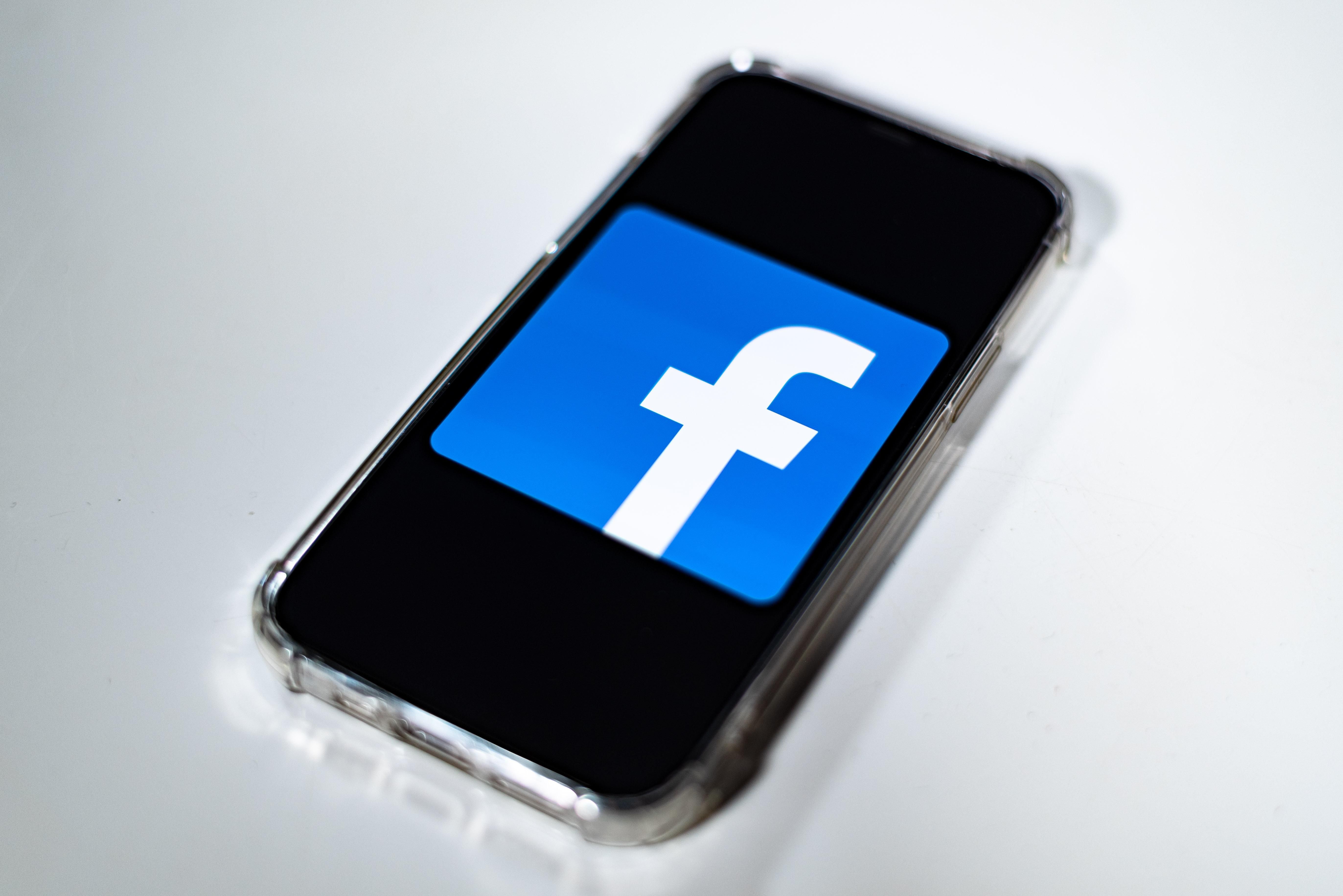 Пусть весь мир увидят этот страх и кровь: Геращенко просит Facebook изменить алгоритмы Пусть весь мир увидят этот страх и кровь: Геращенко просит Facebook изменить алгоритмы