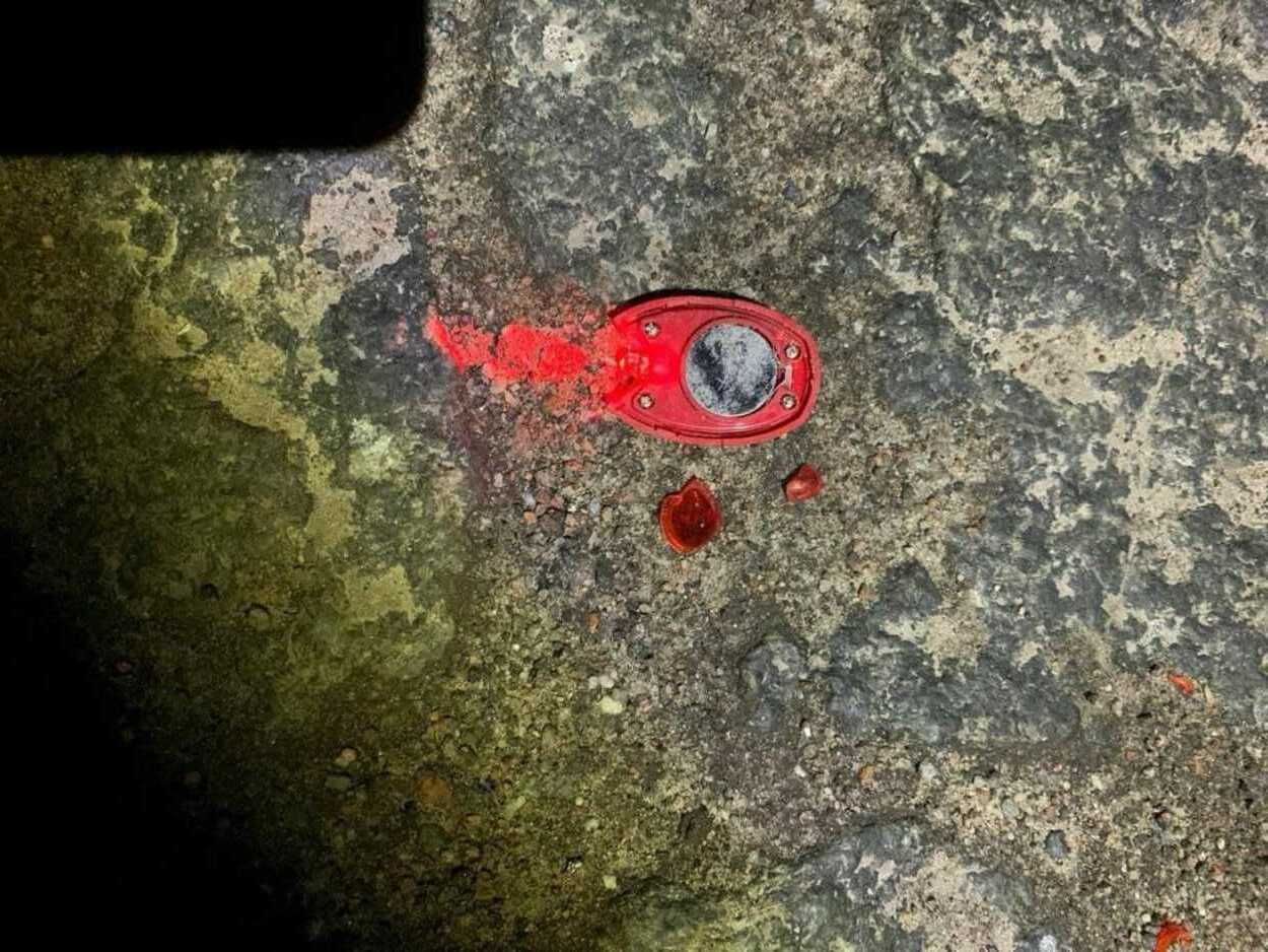 Поліція просить виводити з ладу маяки для наведення ракет: фото ворожого пристрою - 24 Канал Поліція просить виводити з ладу маяки для наведення ракет: фото ворожого пристрою - 24 Канал