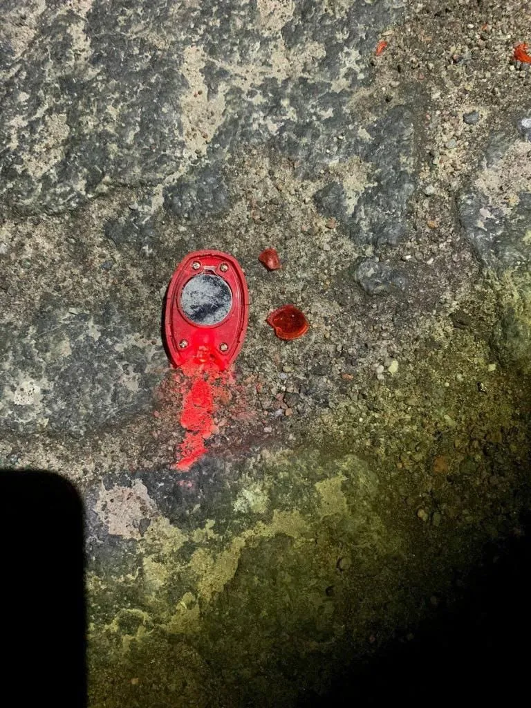 Поліція просить виводити з ладу маяки для наведення ракет: фото ворожого пристрою Поліція просить виводити з ладу маяки для наведення ракет: фото ворожого пристрою