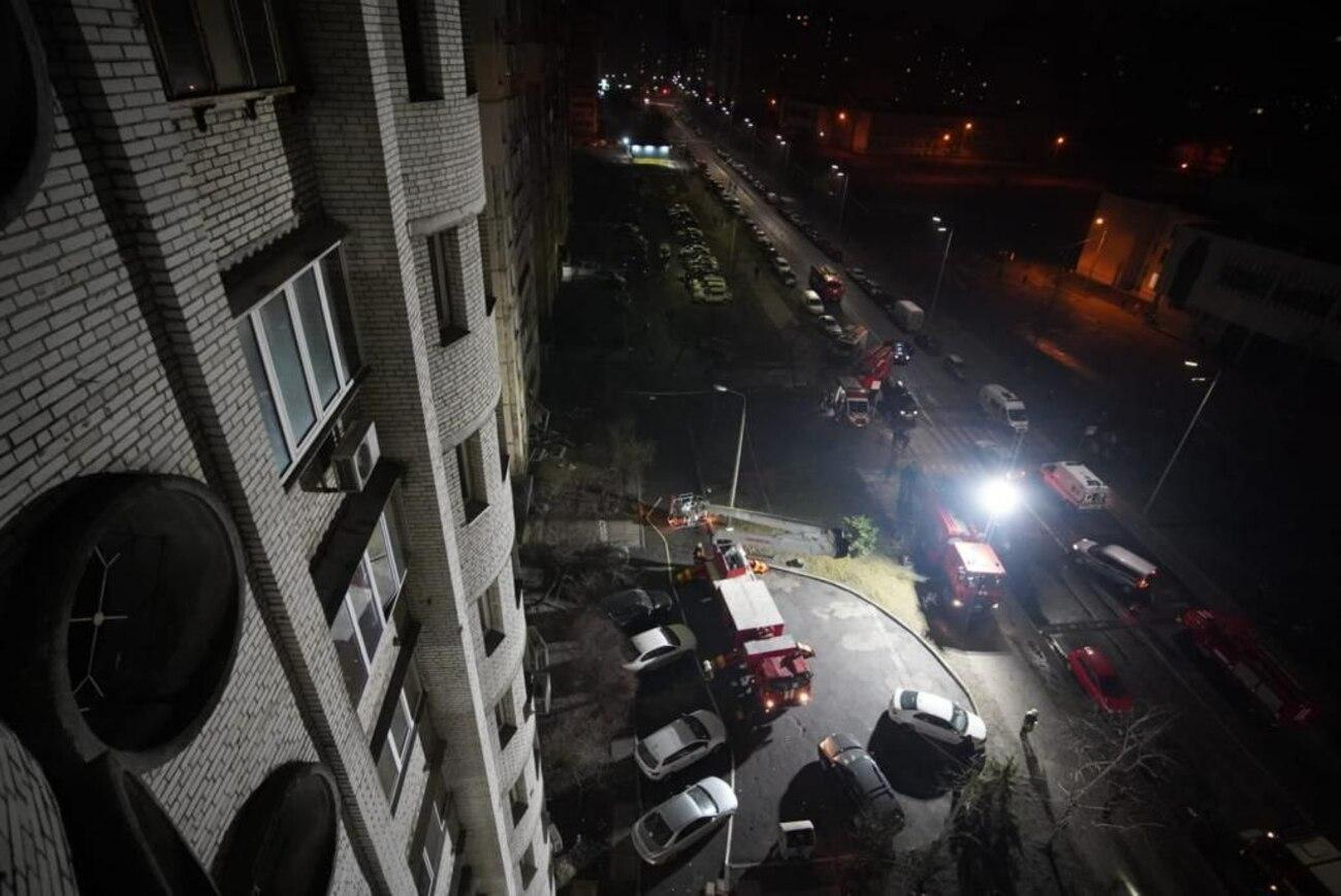 Пожежу у багатоповерхівці Києва ліквідували: кількість постраждалих зросла - 24 Канал Пожежу у багатоповерхівці Києва ліквідували: кількість постраждалих зросла - 24 Канал