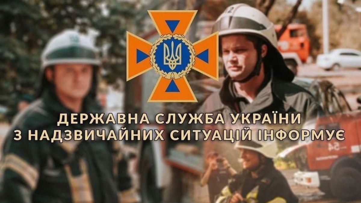 Пожарные на своих личных авто проводят эвакуацию гражданских из-под обстрелов в Счастье