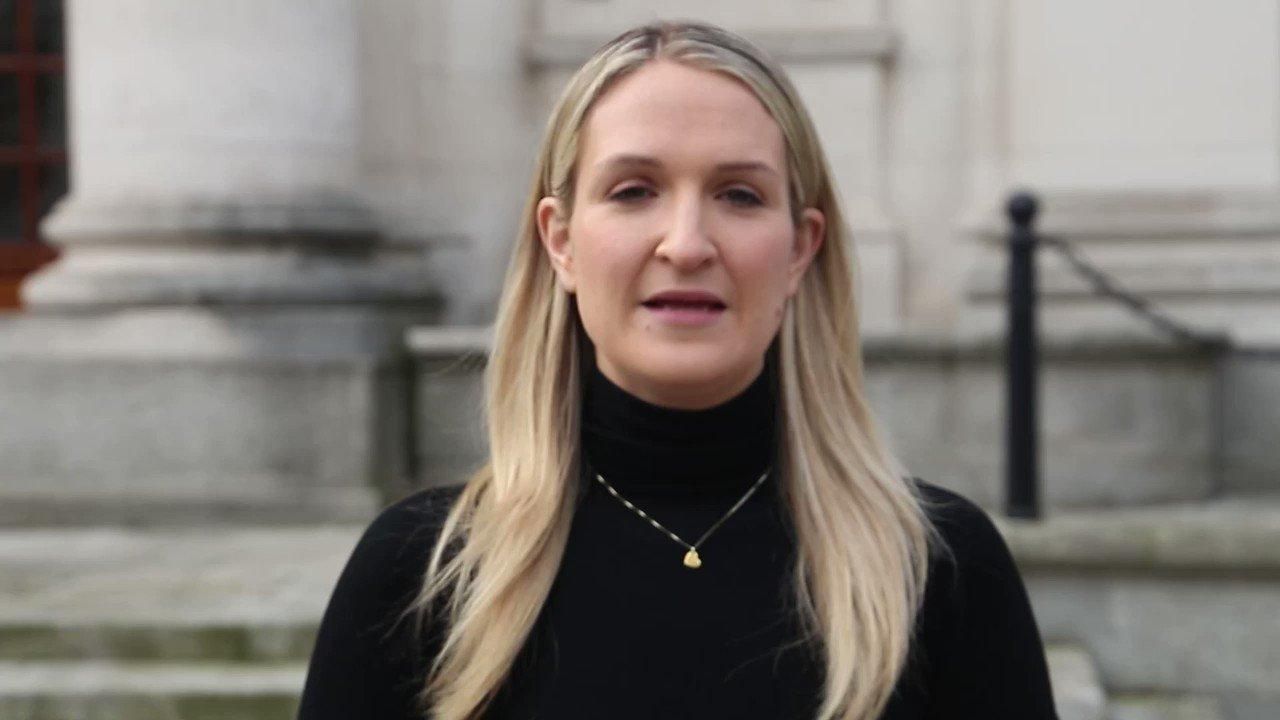 Ирландия "немедленно" отменяет визы для украинцев Ирландия "немедленно" отменяет визы для украинцев