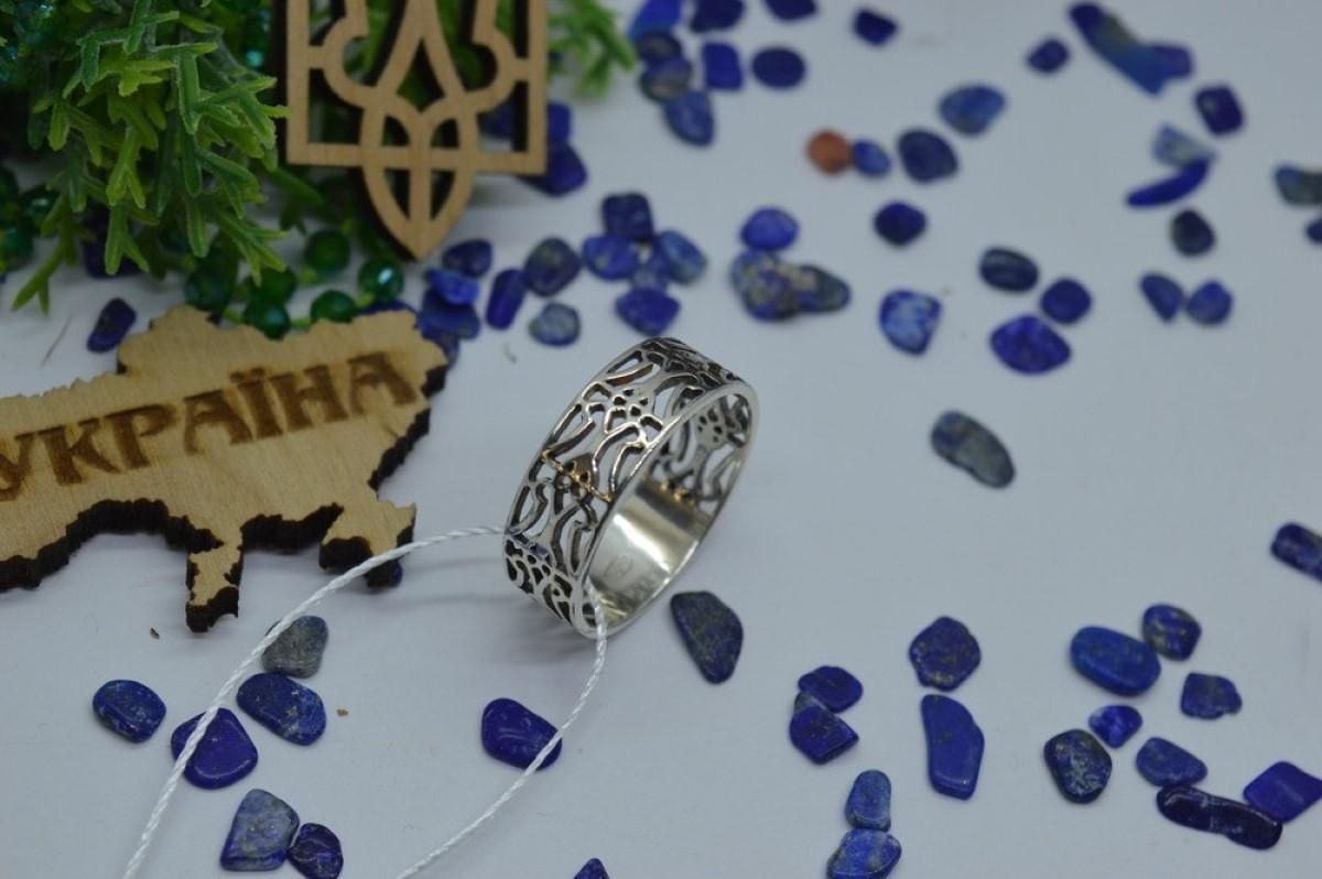 Під час війни є мить і для палких зізнань: нацгвардієць мило освідчився коханій - 24 Канал Під час війни є мить і для палких зізнань: нацгвардієць мило освідчився коханій - 24 Канал