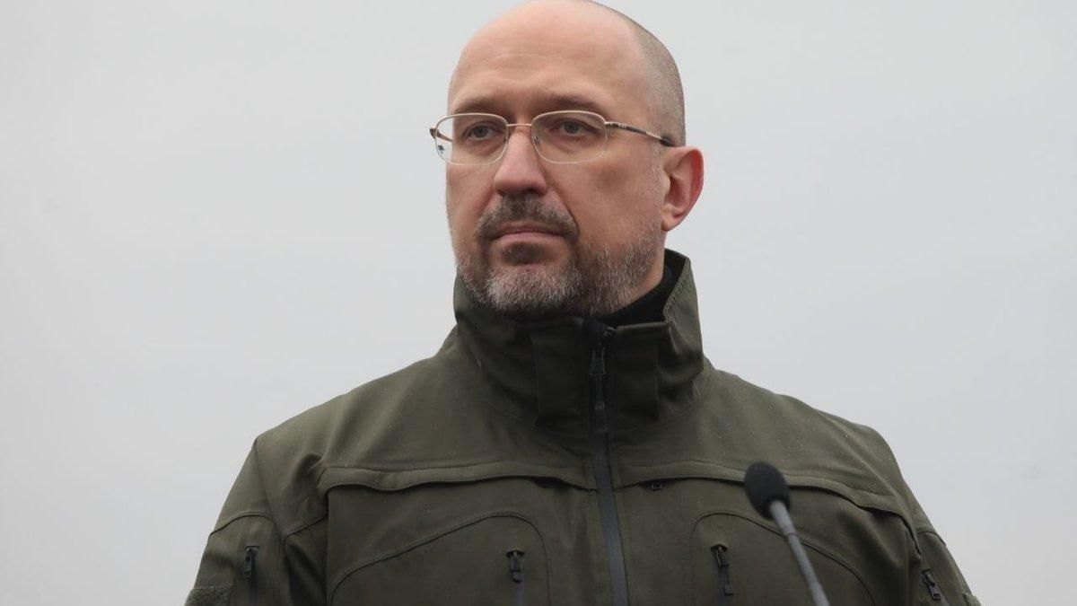 Военные получат дополнительные выплаты из-за военного положения, – Шмыгаль Военные получат дополнительные выплаты из-за военного положения, – Шмыгаль