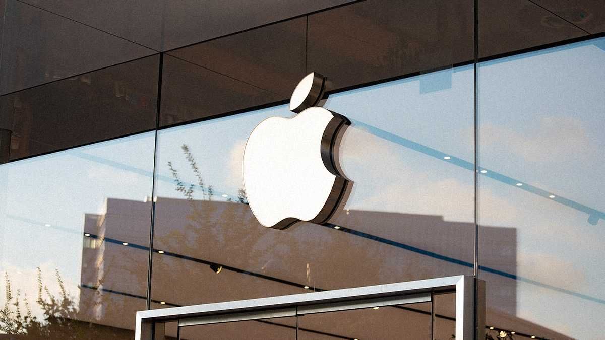 Заблокувати росіянам доступ: у Мінцифри звернулись до компанії Apple - 25 февраля 2022 - 24 Канал