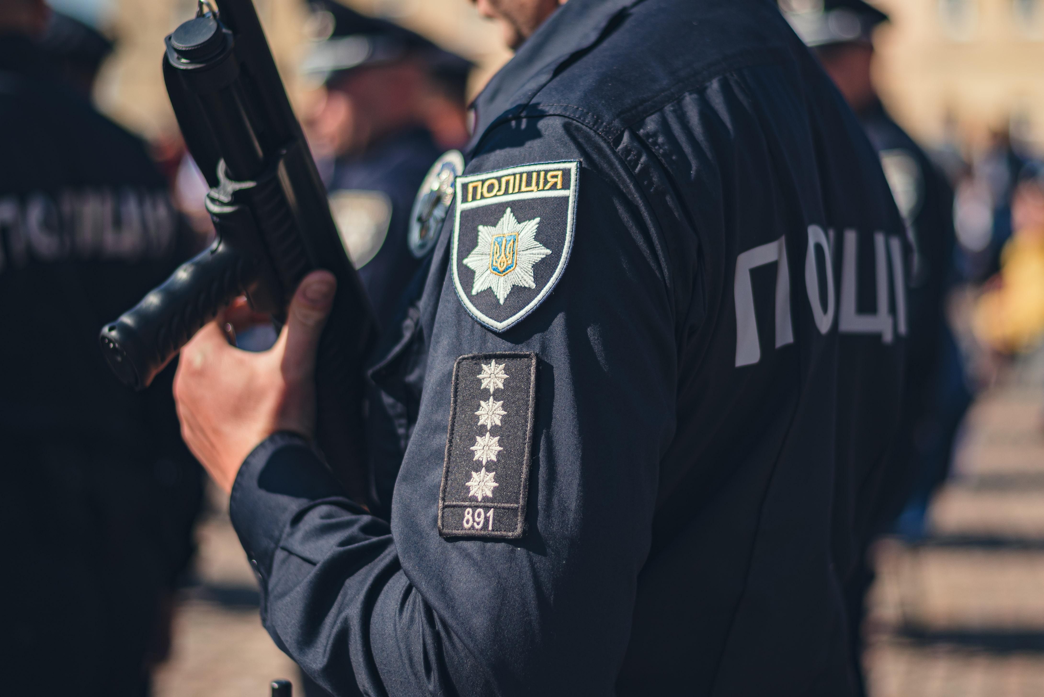 Росіяни у формі поліції розстріляли бійців на КПП біля Василькова, – УП - 24 Канал Росіяни у формі поліції розстріляли бійців на КПП біля Василькова, – УП - 24 Канал