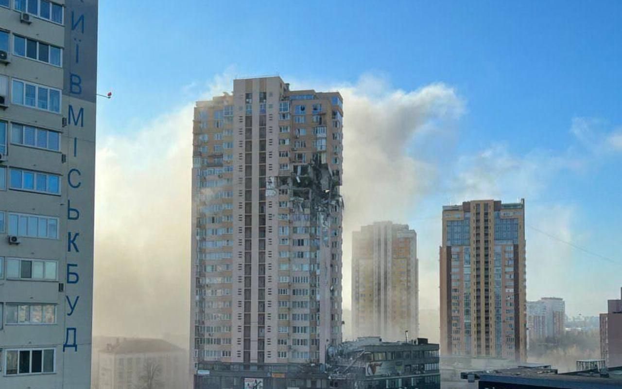 Ракета летела с направления Бучи-Вышгорода, – очевидица о ракетном ударе по высотке возле Жулян Ракета летела с направления Бучи-Вышгорода, – очевидица о ракетном ударе по высотке возле Жулян