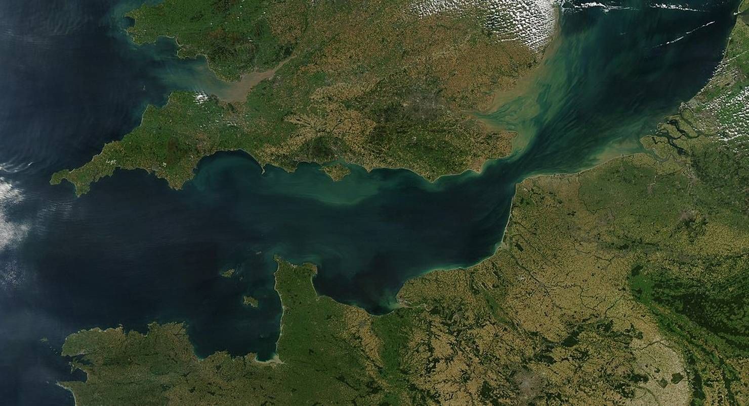 Російське судно перехопили у протоці Ла-Манш - 24 Канал Російське судно перехопили у протоці Ла-Манш - 24 Канал