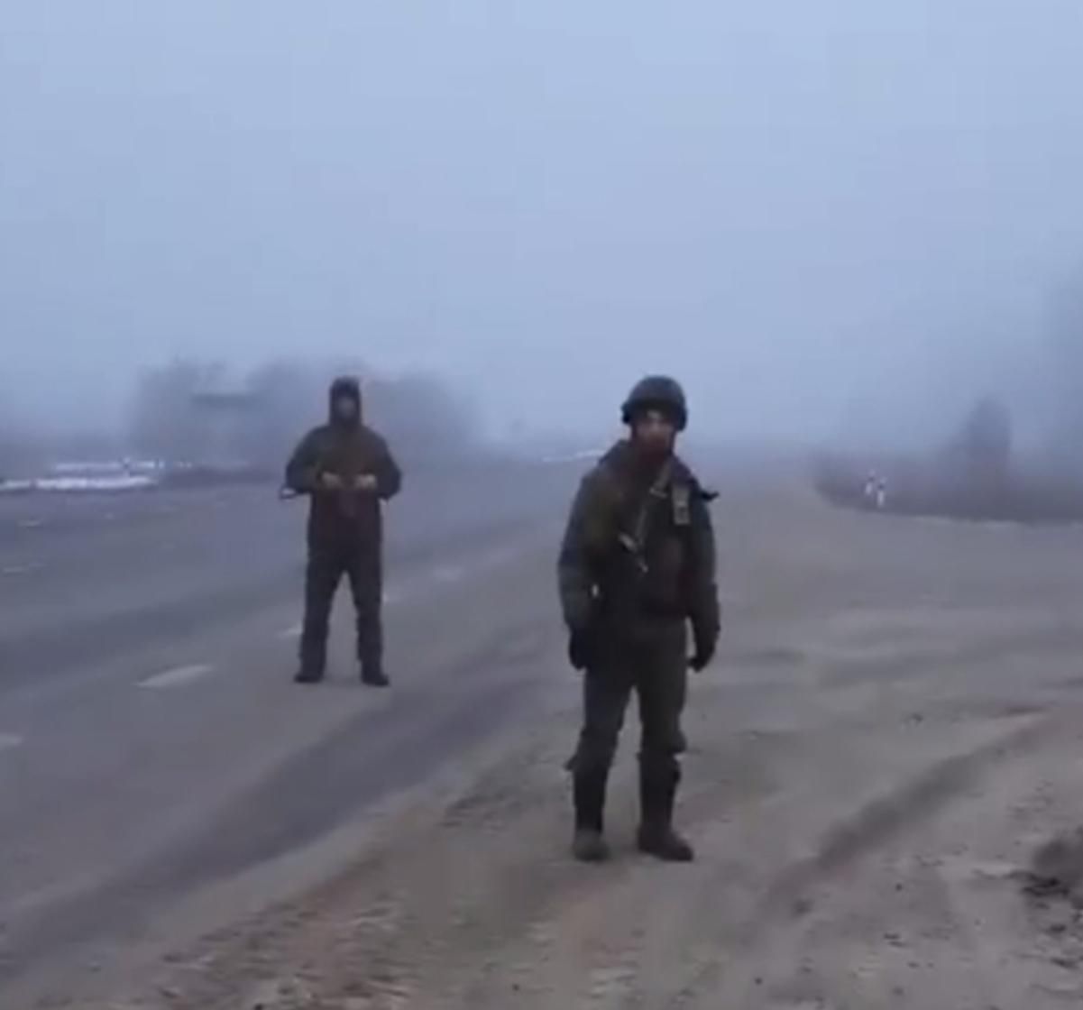 "Кажи слово "паляниця": українець безстрашно пішов на озброєних окупантів - 24 Канал