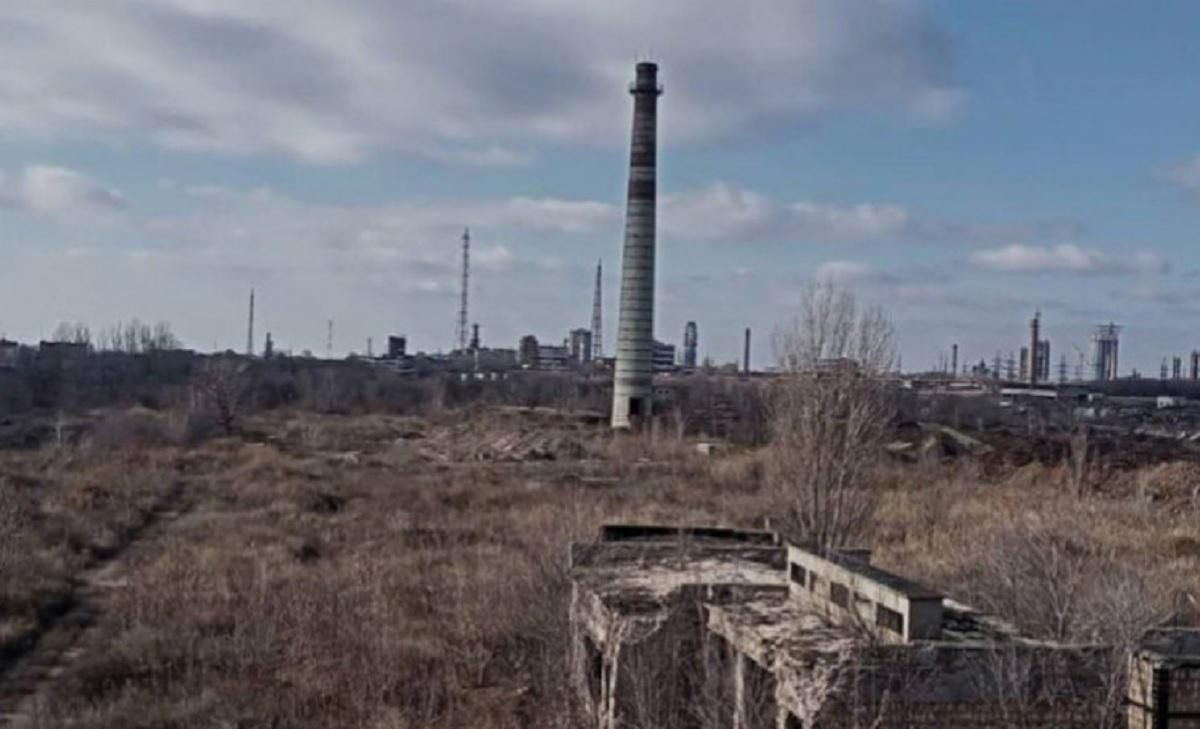 Бойовики можуть підірвати місткості з хімією в Донецьку: окупантам роздають протигази - 24 Канал Бойовики можуть підірвати місткості з хімією в Донецьку: окупантам роздають протигази - 24 Канал