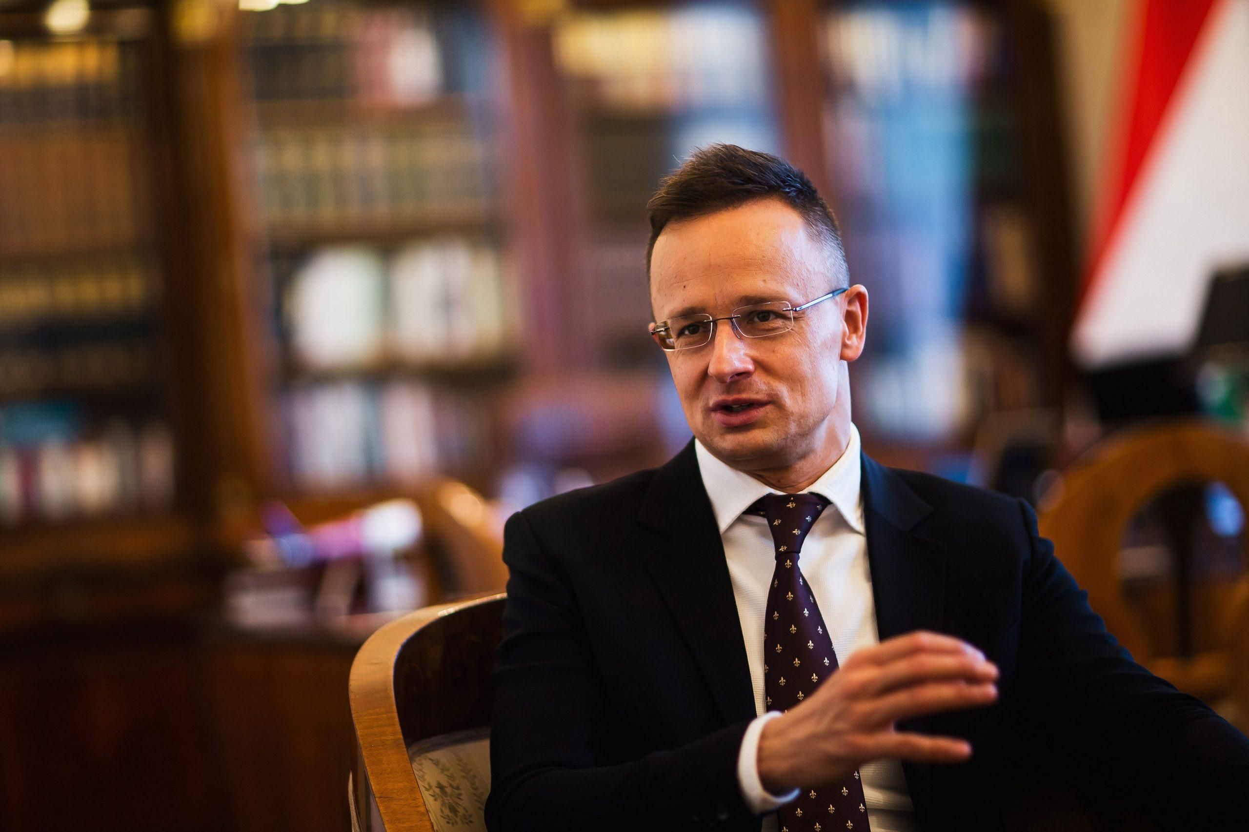 Это не правда, – в Венгрии говорят, что не блокировали отключение России от SWIFT Это не правда, – в Венгрии говорят, что не блокировали отключение России от SWIFT