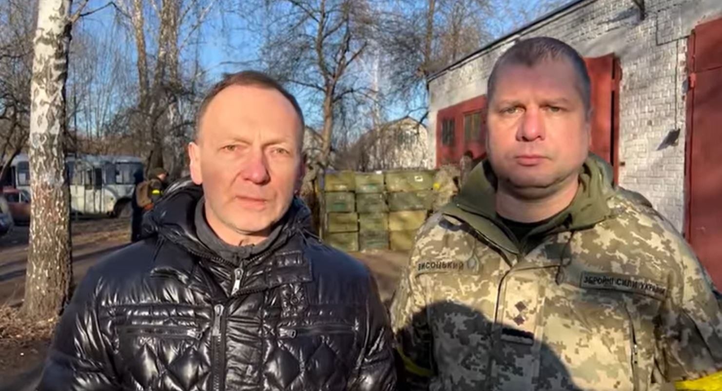 Мер Чернігова Атрошенко разом з чернігівцями допомагають ЗСУ тримати оборону