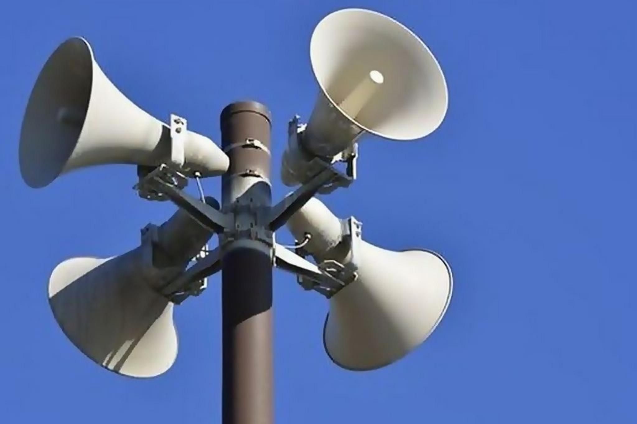 "Грады" обстреливают Тепличное, тревога в Сумах продолжается "Грады" обстреливают Тепличное, тревога в Сумах продолжается