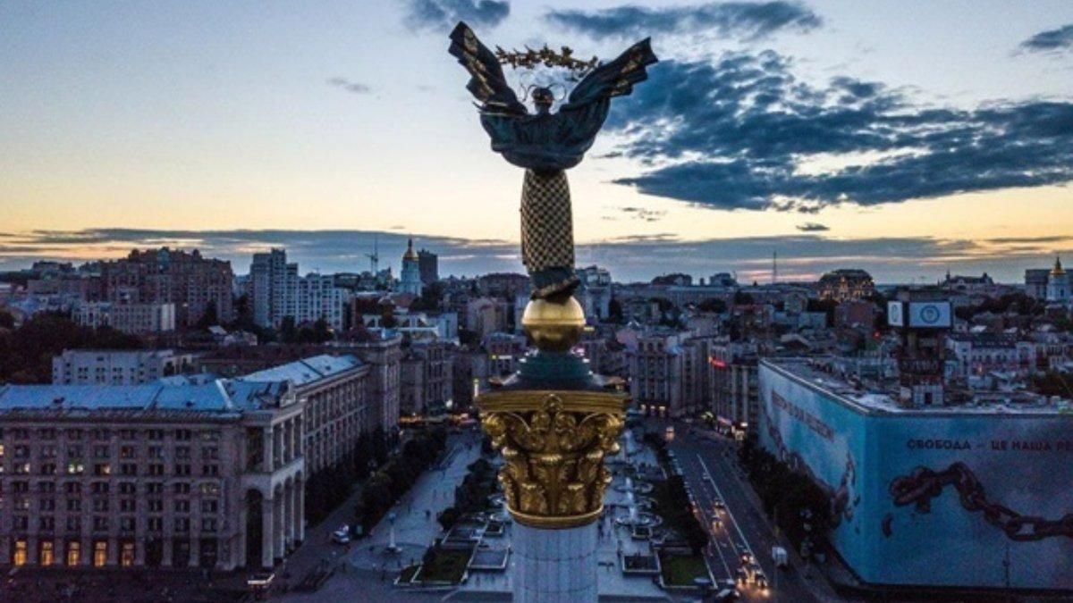 В Києві знову масштабні обстріли - 24 Канал