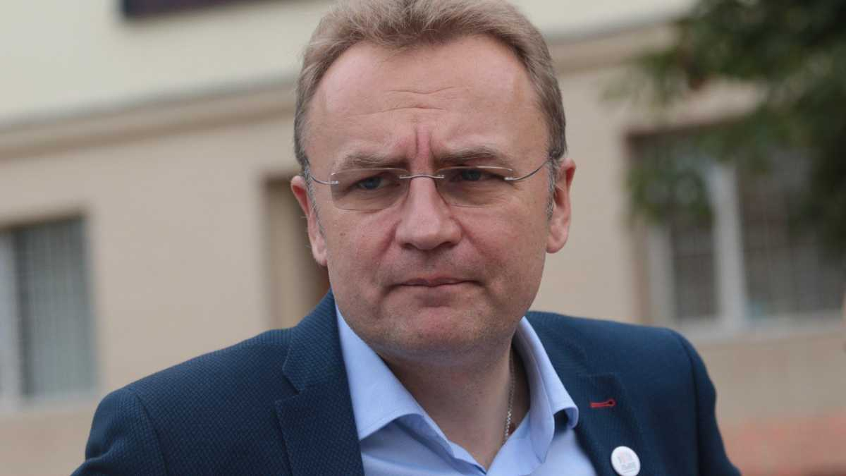 Тотальний патруль, масово виробляємо коктейлі молотова, – Садовий про ситуацію у Льовові - Львів