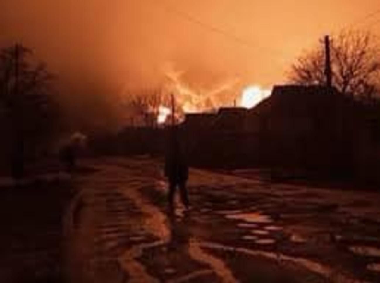 Росіяни підірвали нафтобазу на окупованому Донбасі, щоб залякати місцевих - 24 Канал Росіяни підірвали нафтобазу на окупованому Донбасі, щоб залякати місцевих - 24 Канал