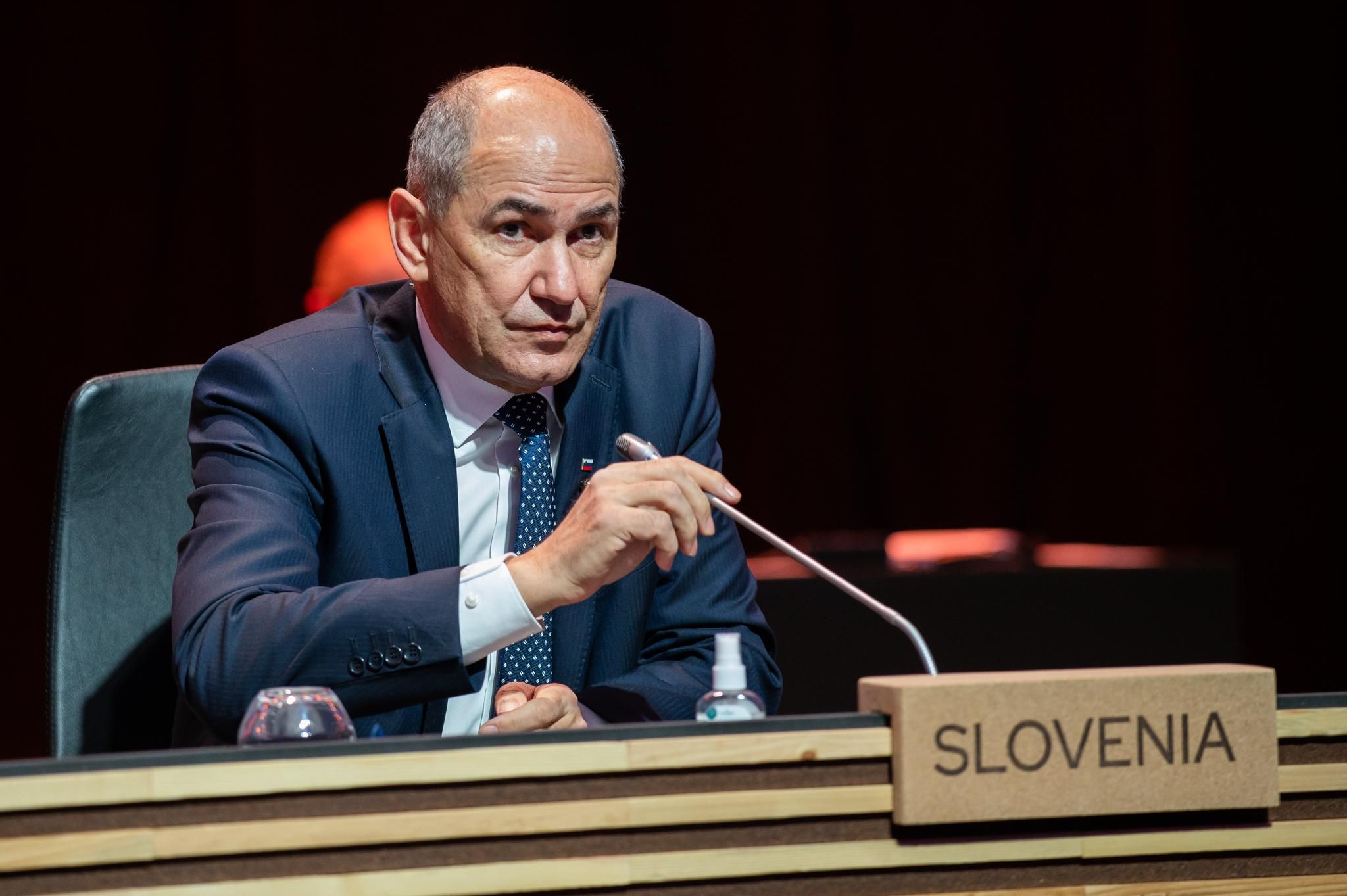 Словенія та Польща вимагають в ЄС додаткових санкцій проти Росії - 24 Канал Словенія та Польща вимагають в ЄС додаткових санкцій проти Росії - 24 Канал