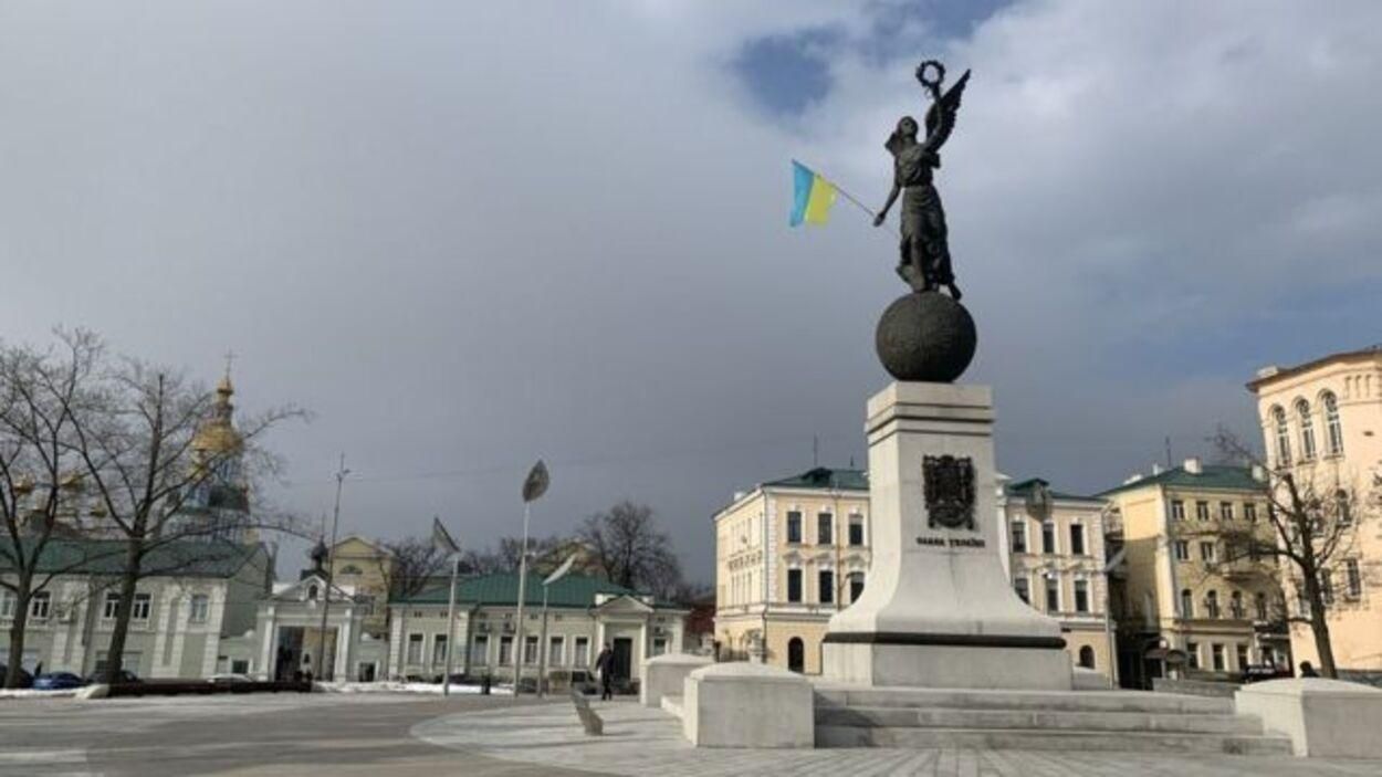 Харькову удалось отбить атаки: город под флагами Украины