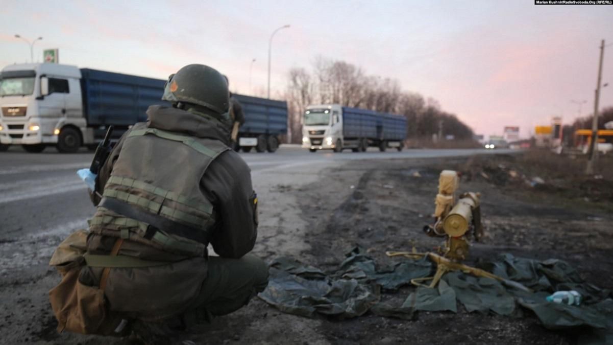 Важкі втрати у Чернігові: 6 бійців поранені, 2 загинули - 24 Канал
