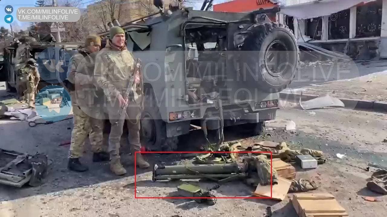 В Харькове разгромили колонну бронеавтомобилей оккупантов "Тигр": красноречивое фото В Харькове разгромили колонну бронеавтомобилей оккупантов "Тигр": красноречивое фото