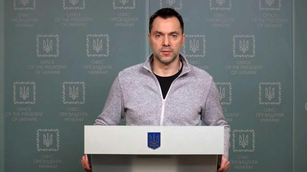 Западная тероборона пришла на помощь Киеву: Арестович поблагодарил за мужество Западная тероборона пришла на помощь Киеву: Арестович поблагодарил за мужество