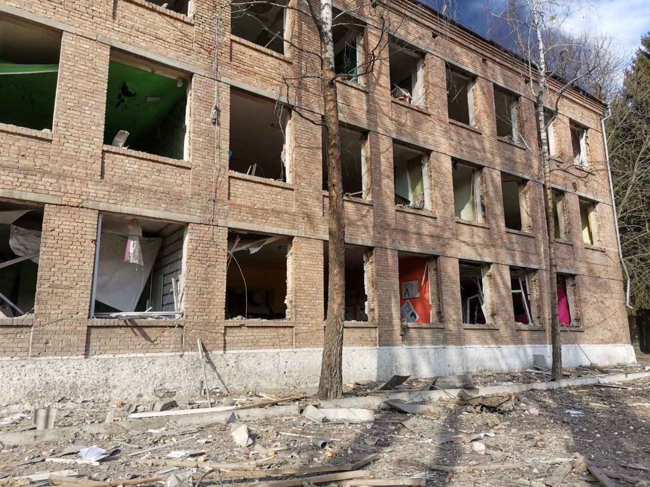 Васильків після обстрілів окупантів: моторошні кадри - 24 Канал Васильків після обстрілів окупантів: моторошні кадри - 24 Канал