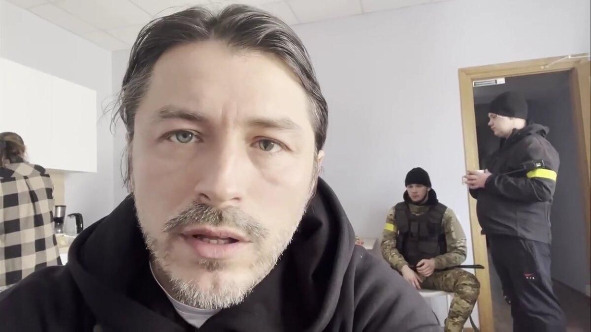 Об'єднуйтеся у групи, а не зривайте телефони, – Притула звернувся до українців в усьому світі - 24 Канал Об'єднуйтеся у групи, а не зривайте телефони, – Притула звернувся до українців в усьому світі - 24 Канал