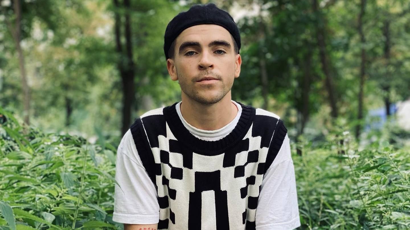Недалеко від рідного села: Wellboy емоційно висловився про обстріли в Охтирці